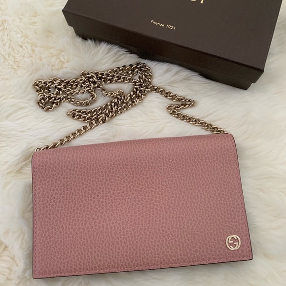 Gucci Handbags - Gucci crossbody